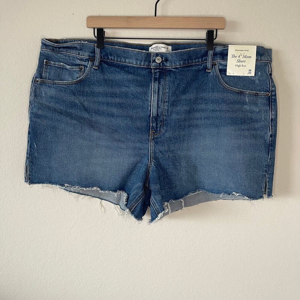 New Abercrombie & Fitch The 4” Mom Short High Rise Denim Shorts - Size 36/22